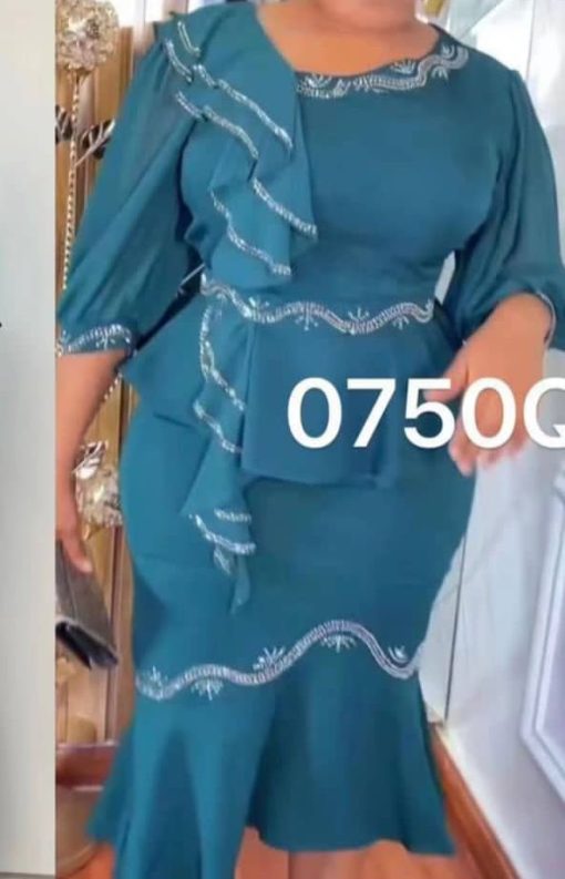Classic Women Skirts and Blouse sizes L, XL, XXL - Image 5